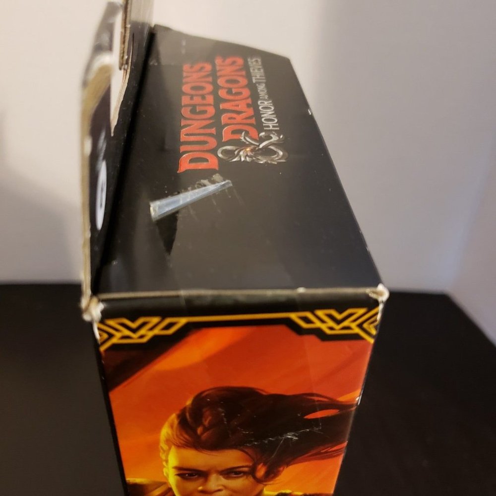 Dungeons and Dragons Holga Honor Among Thieves figure - Picture 6 of 8